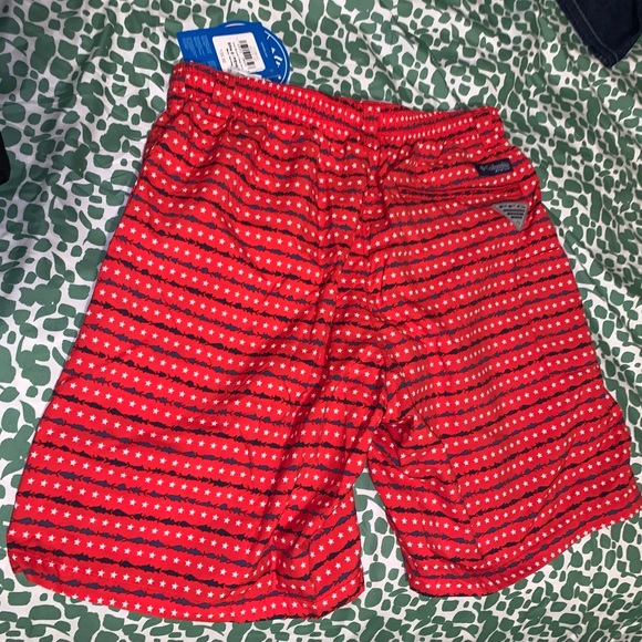 Columbia Backcast water shorts - sz SM/8”, Americana fish print, NWT - Picture 6 of 6